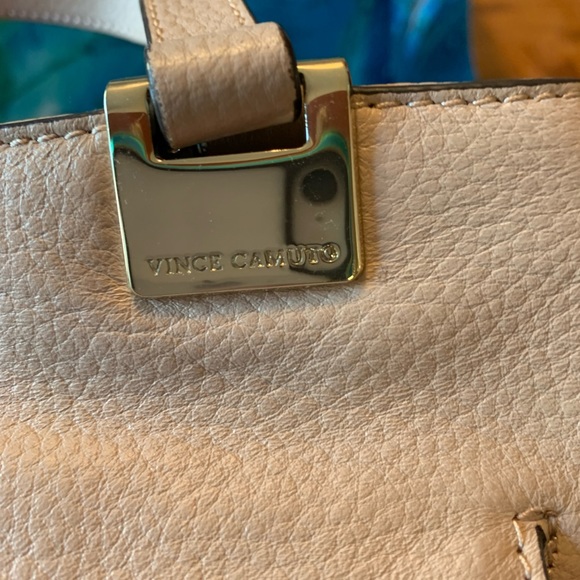 💛Vince Camuto Almond Purse💛 - Picture 3 of 16
